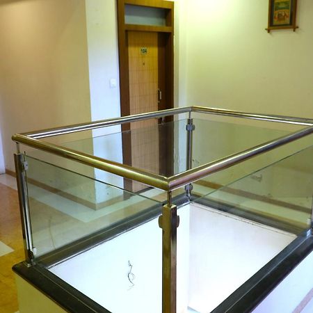 Hotel Midtown Inn Nashik Exterior foto
