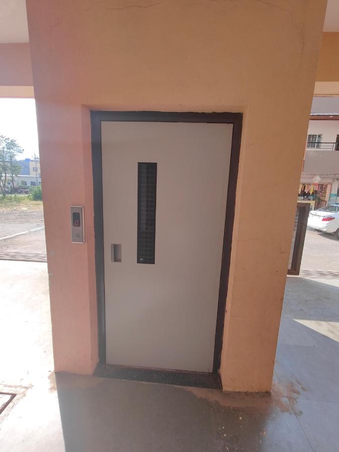 Hotel Midtown Inn Nashik Exterior foto