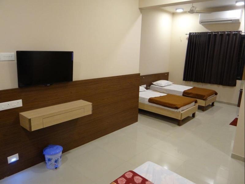 Hotel Midtown Inn Nashik Exterior foto